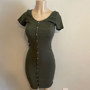 Fashion Nova Button MIDI Dress size Medium